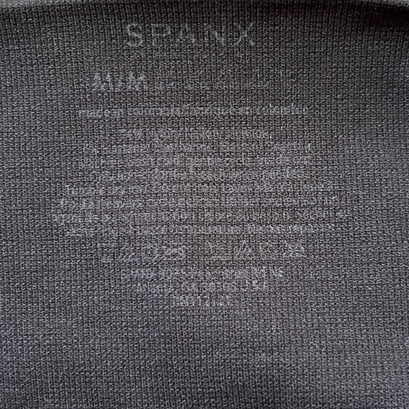 Spanx Look At Me Now Seamless Black Grey Camo Leggings Size Medium Athleisure - Picture 10 of 13